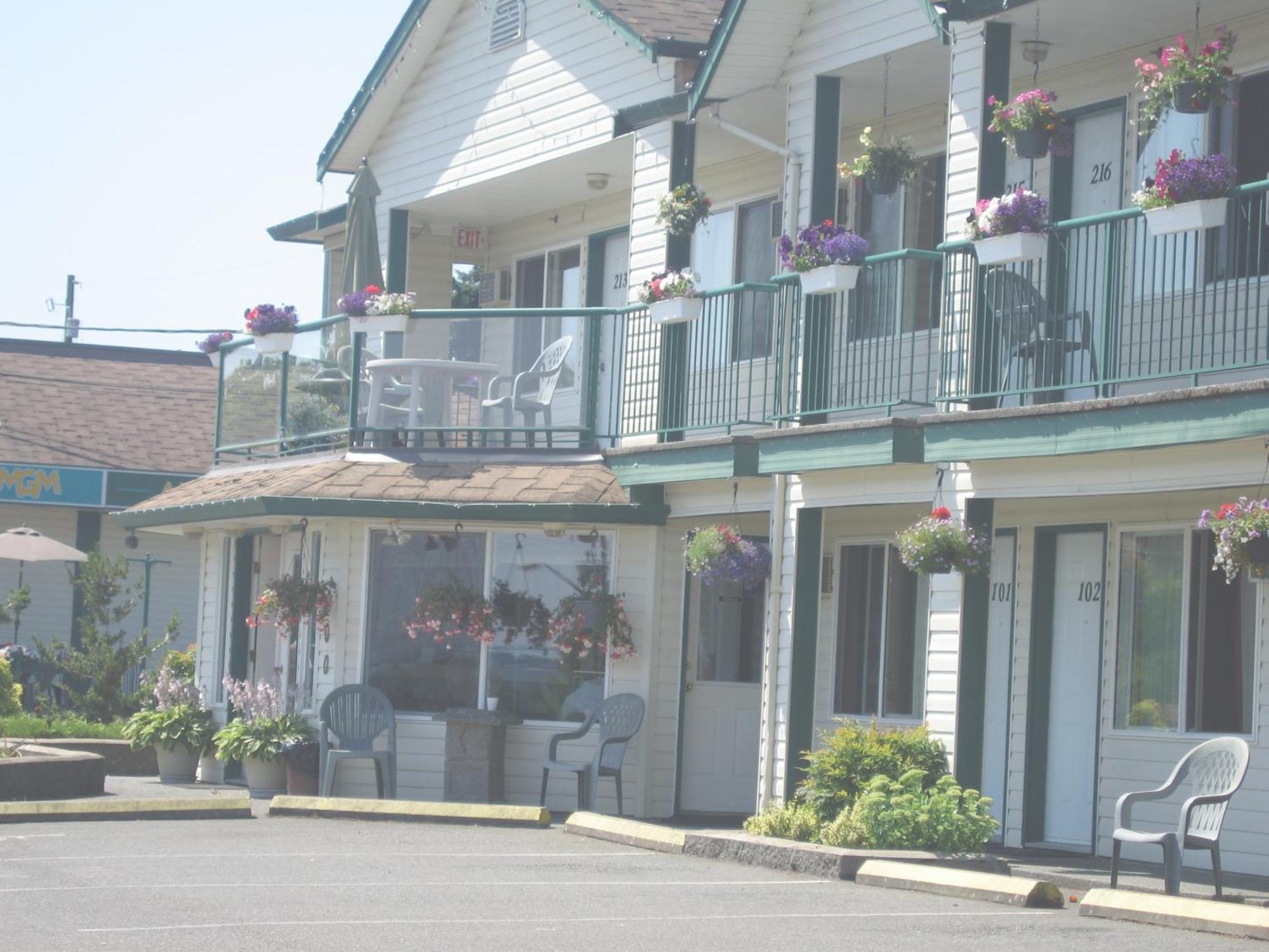 Harbour Light Motel ナナイモ エクステリア 写真